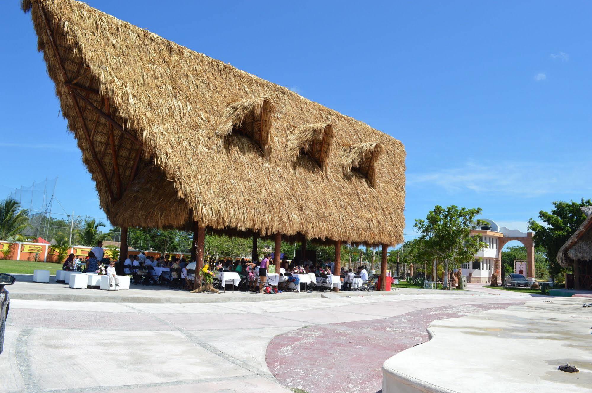 Hotel Hacienda Ixtlan Cozumel Exteriér fotografie
